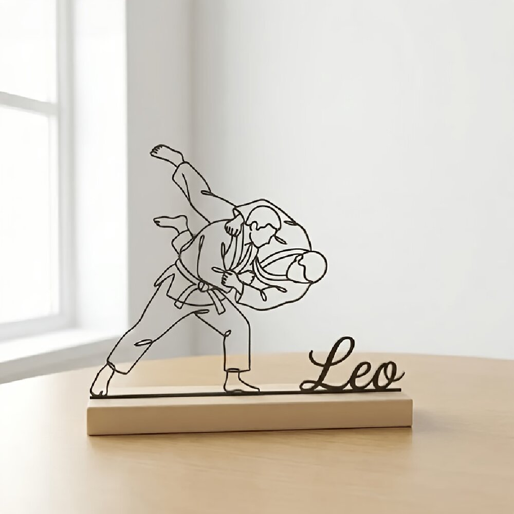 Desk Setup Decor - Statue d'arts martiaux de judo gravée