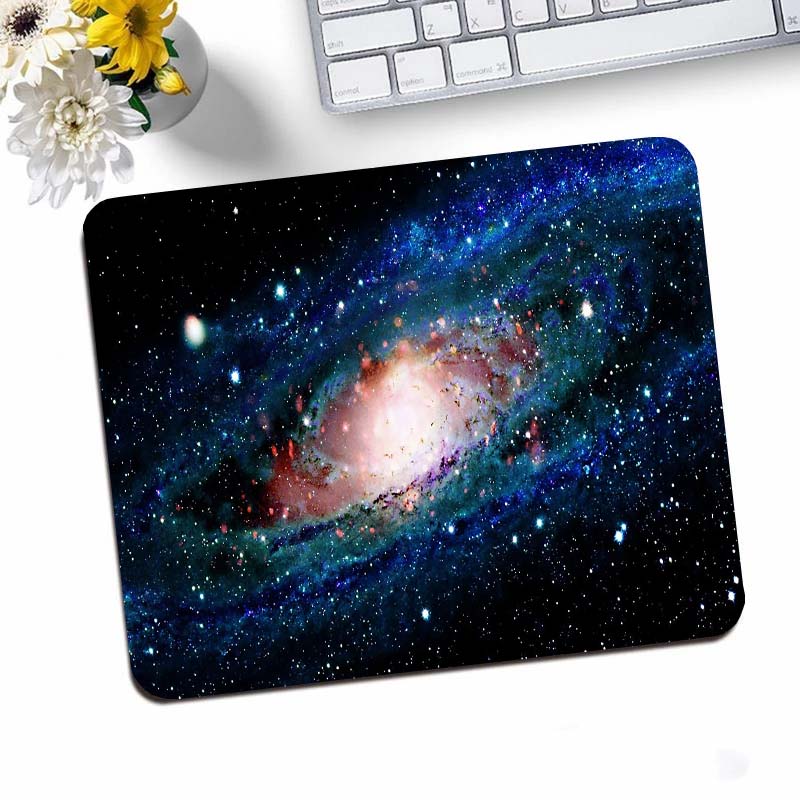 Desk Setup Anime - Galaxie petit tapis de souris de